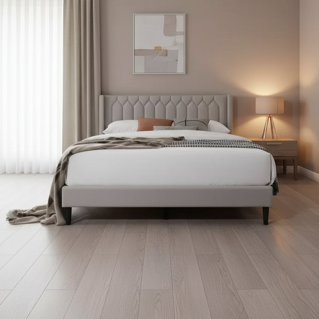 Letto a piattaforma Queen Size con rivestimento in tessuto di iuta impunturato geometricamente - Marrone chiaro