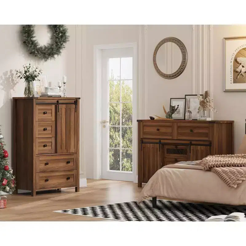 Cassettiera rustica a 5 cassetti con anta scorrevole a serranda, cassettiera alta in legno da 122 cm con ripiano regolabile per camera da letto, ingresso, soggiorno - Bianca